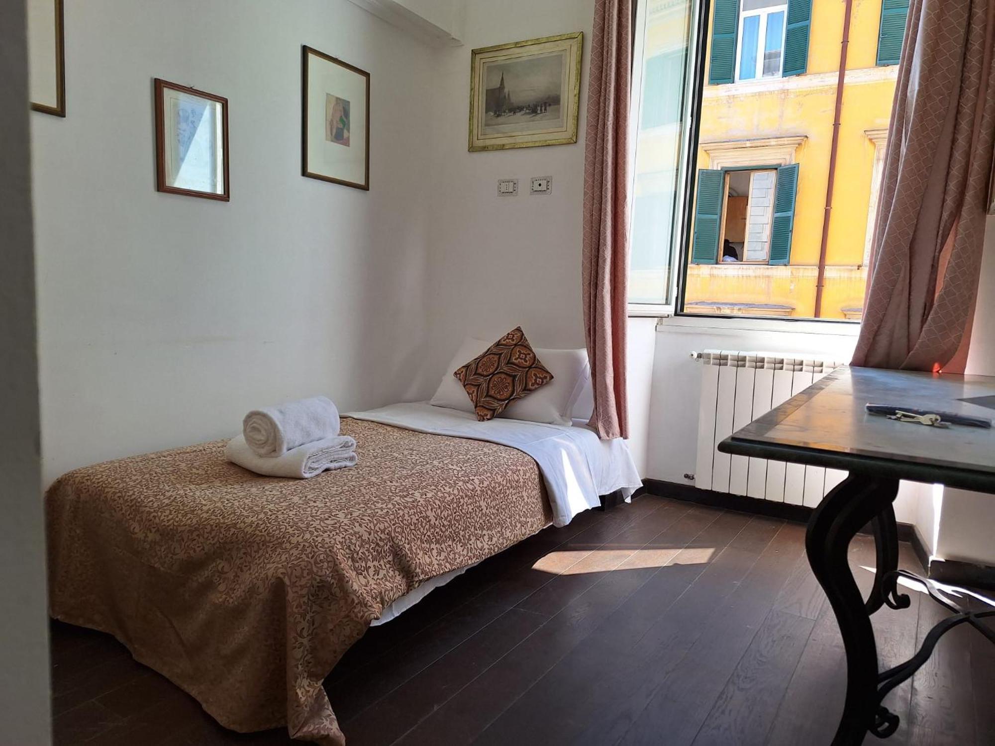 Casa Fanti 57 Vandrarhem Rom Exteriör bild